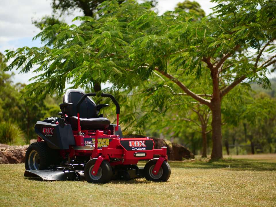 PRESS RELEASE: Tractor vs Zero-Turn: Finding the Best Mower for Your Yard
