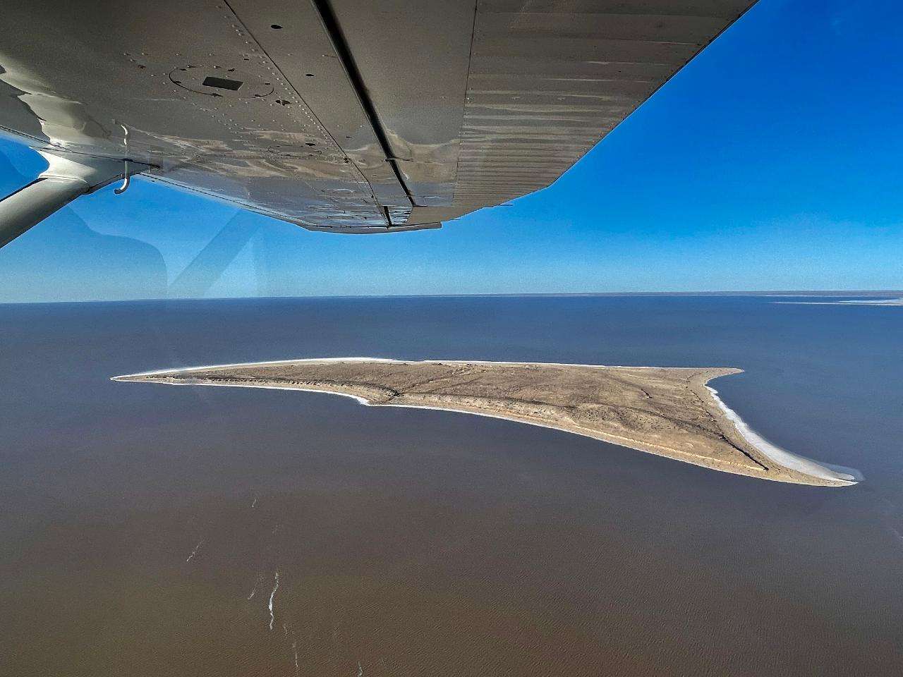 PRESS RELEASE: Final Seats Released for Spectacular Lake Eyre and Birdsville by Air Adventures from Broken Hill