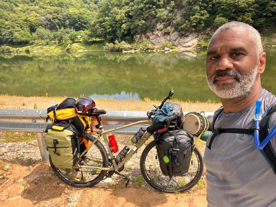 PRESS RELEASE: American Poet Traveling 11th Country Has Bike Stolen in Melbourne—Releases New E-Book “Authenticity Unleashed” to Raise Funds for New Bike